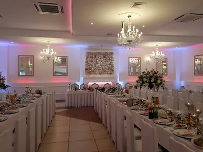 Pod Słońcem i Gwiazdami